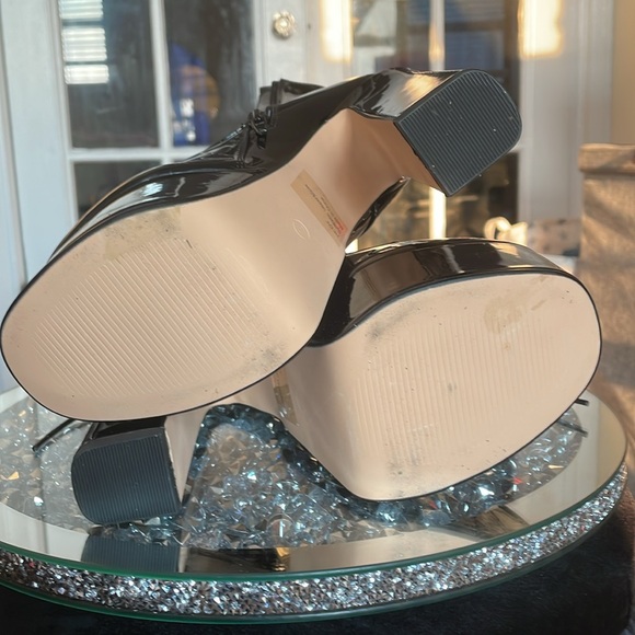 Hedy Lemon drop by privileged lace up patent glossy black chunky platform boots - Picture 10 of 16